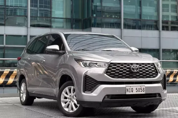 Toyota Innova 2023 photo 4