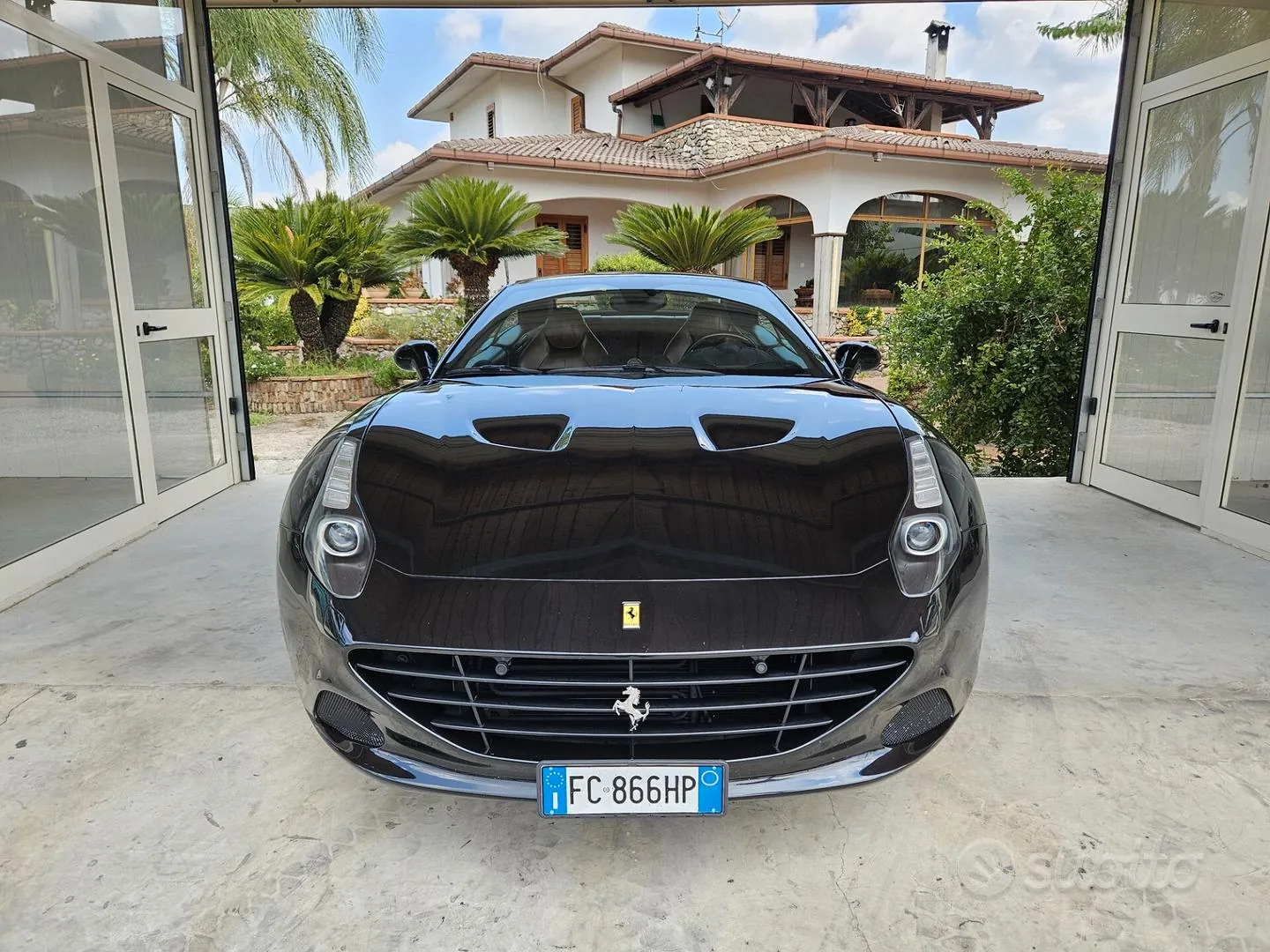 Ferrari California 2016 photo 2