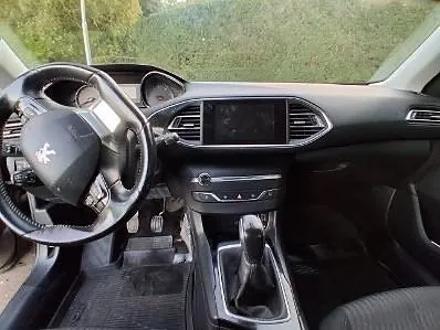 Peugeot 308 2015 photo 5