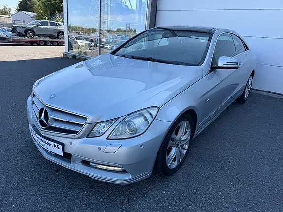 Mercedes-Benz E 200 2012 photo 2