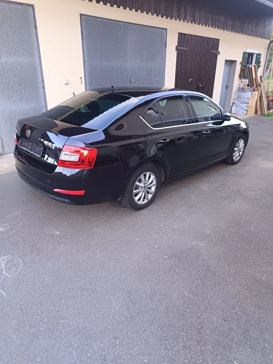 Skoda Octavia 2016 photo 2