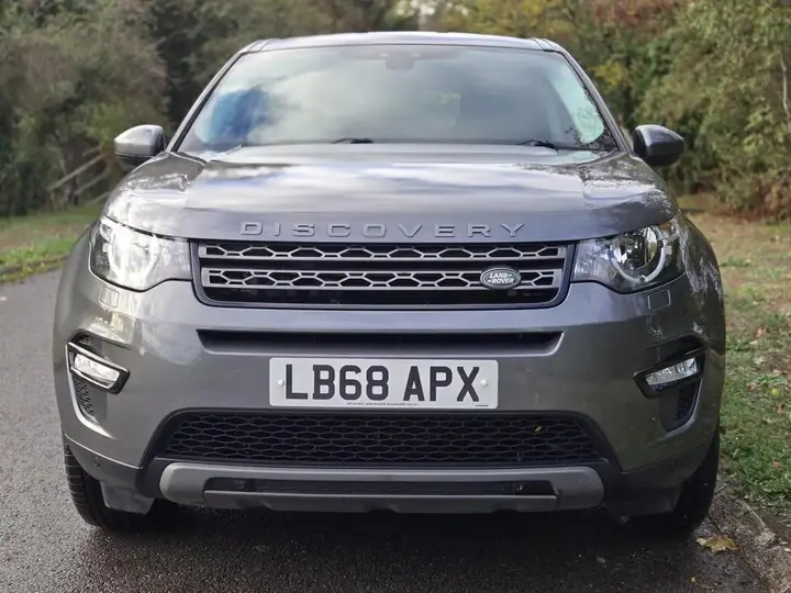 Land Rover Discovery Sport 2018 photo 4