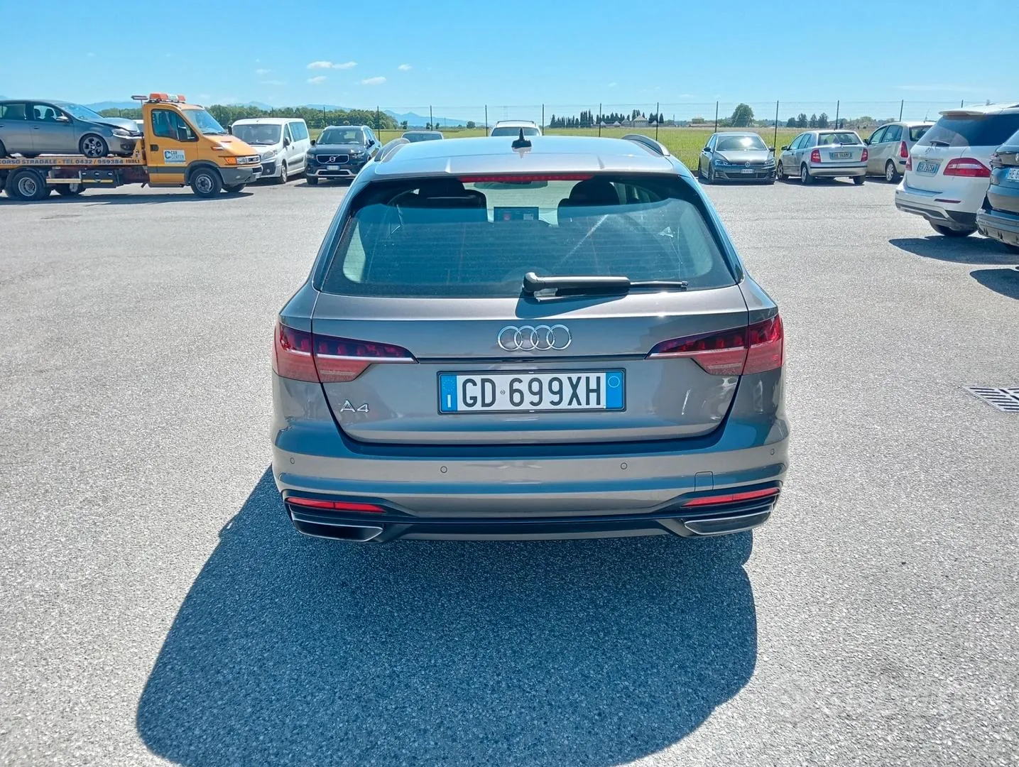 Audi A4 Avant 2021 photo 4