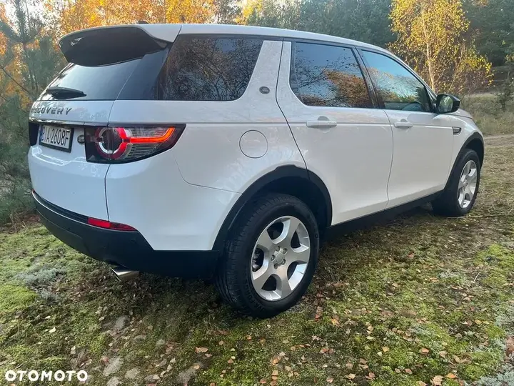 Land Rover Discovery Sport 2016 photo 3