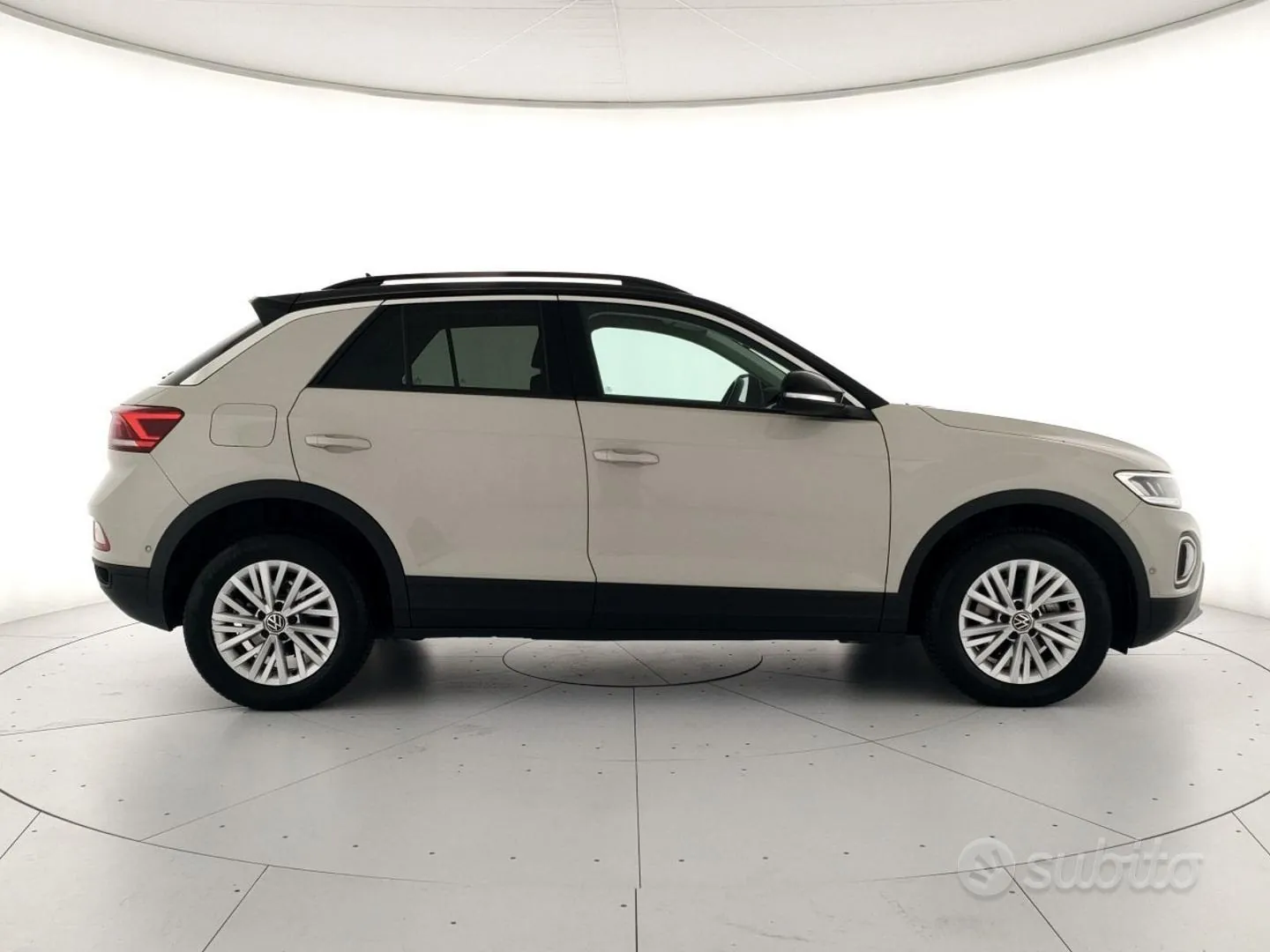 Volkswagen T-Roc 2024 photo 4