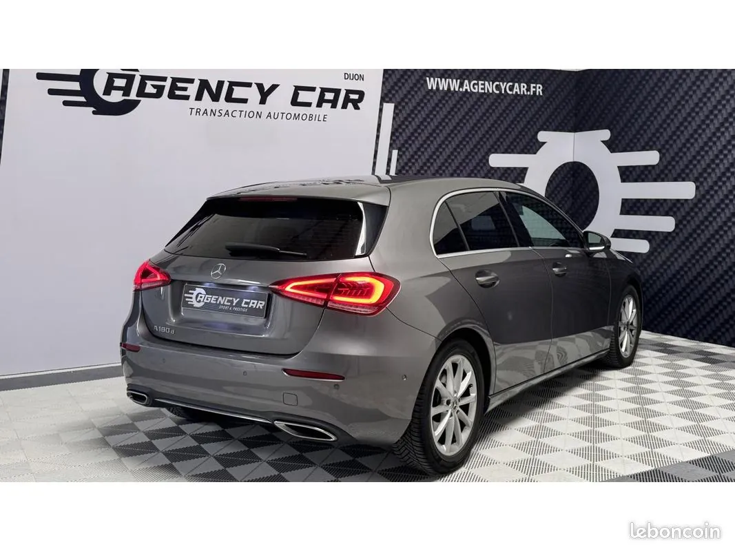 Mercedes-Benz A-Class 2019 photo 3