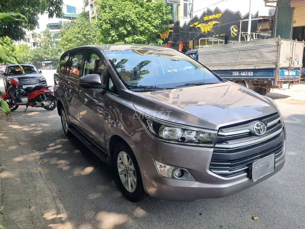 Toyota Innova 2018 photo 3