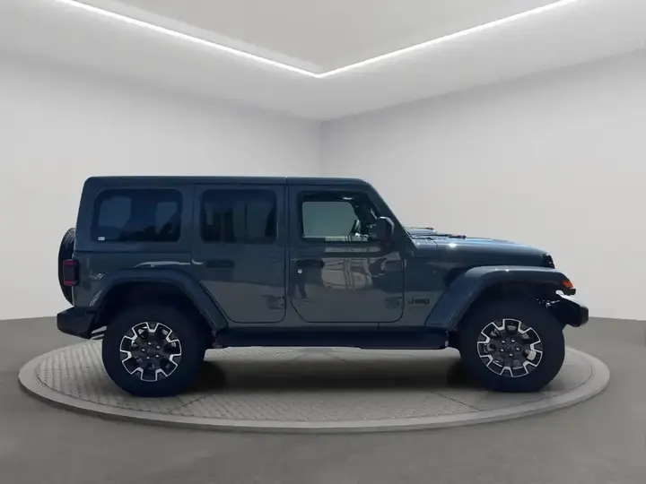 Jeep Wrangler 2026 photo 3