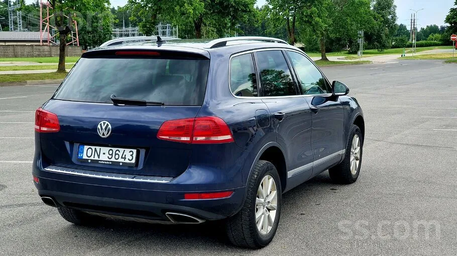 Volkswagen Touareg 2013 photo 3