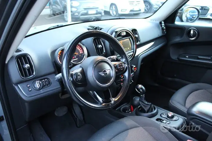 Mini Countryman 2017 photo 3