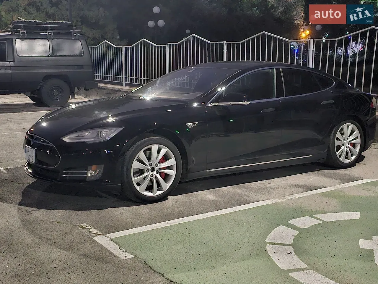 Tesla Model S 2015 photo 4