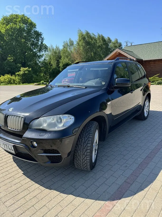 BMW X5 2010 photo 5