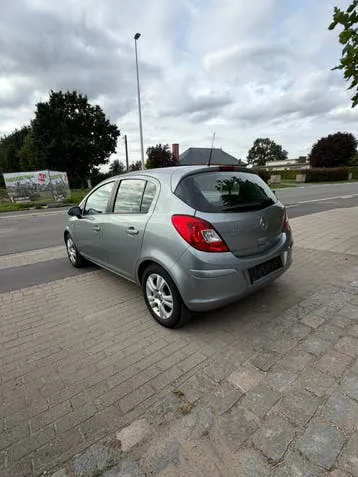 Opel Corsa 2012 photo 3