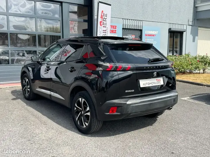 Peugeot 2008 2021 photo 4