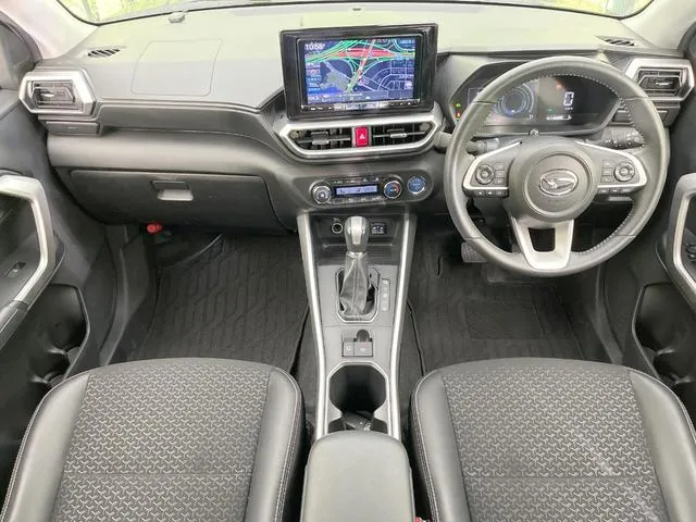 Daihatsu Rocky Premium G Hev 2022 photo 2