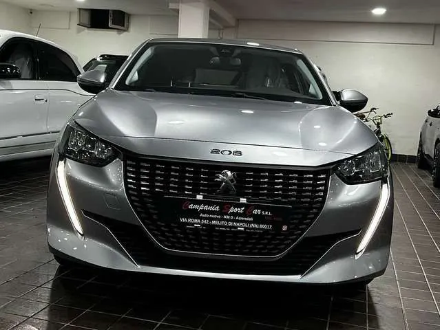 Peugeot 208 2022 photo 2