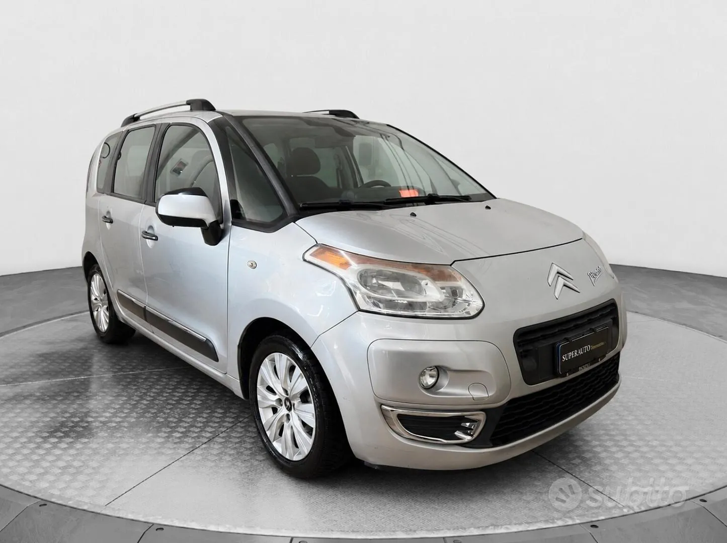 Citroen C3 Picasso 2010 photo 2
