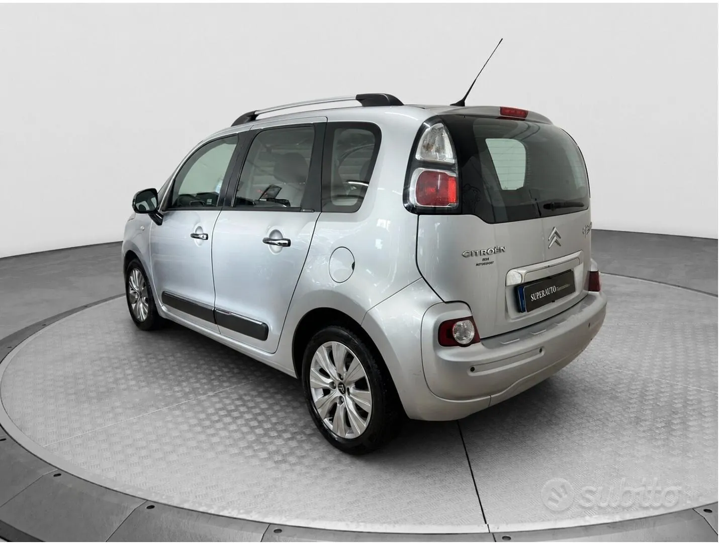 Citroen C3 Picasso 2010 photo 3