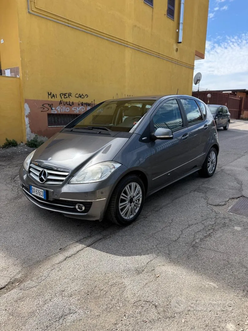 Mercedes-Benz A-Class 2009 photo 3