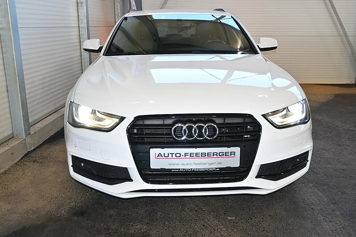 Audi A4 2015 photo 2