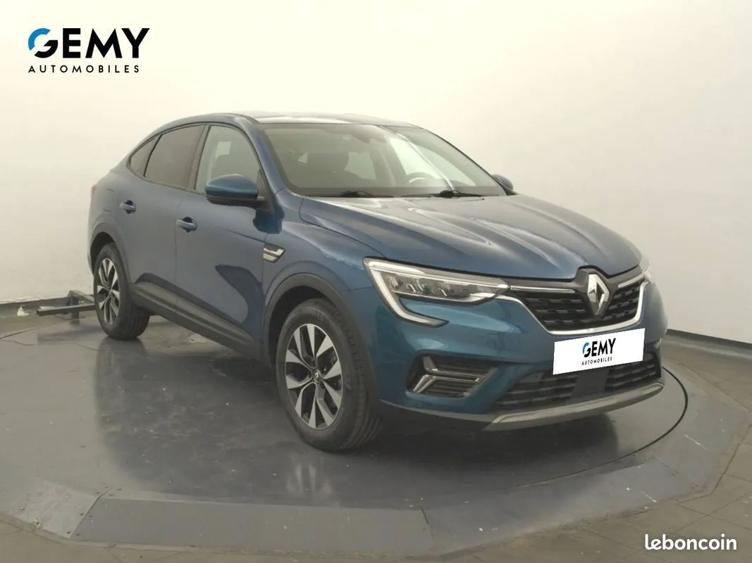 Renault Arkana 2023 photo 3