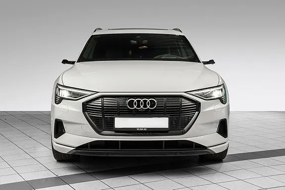 Audi E-Tron 2020 photo 2