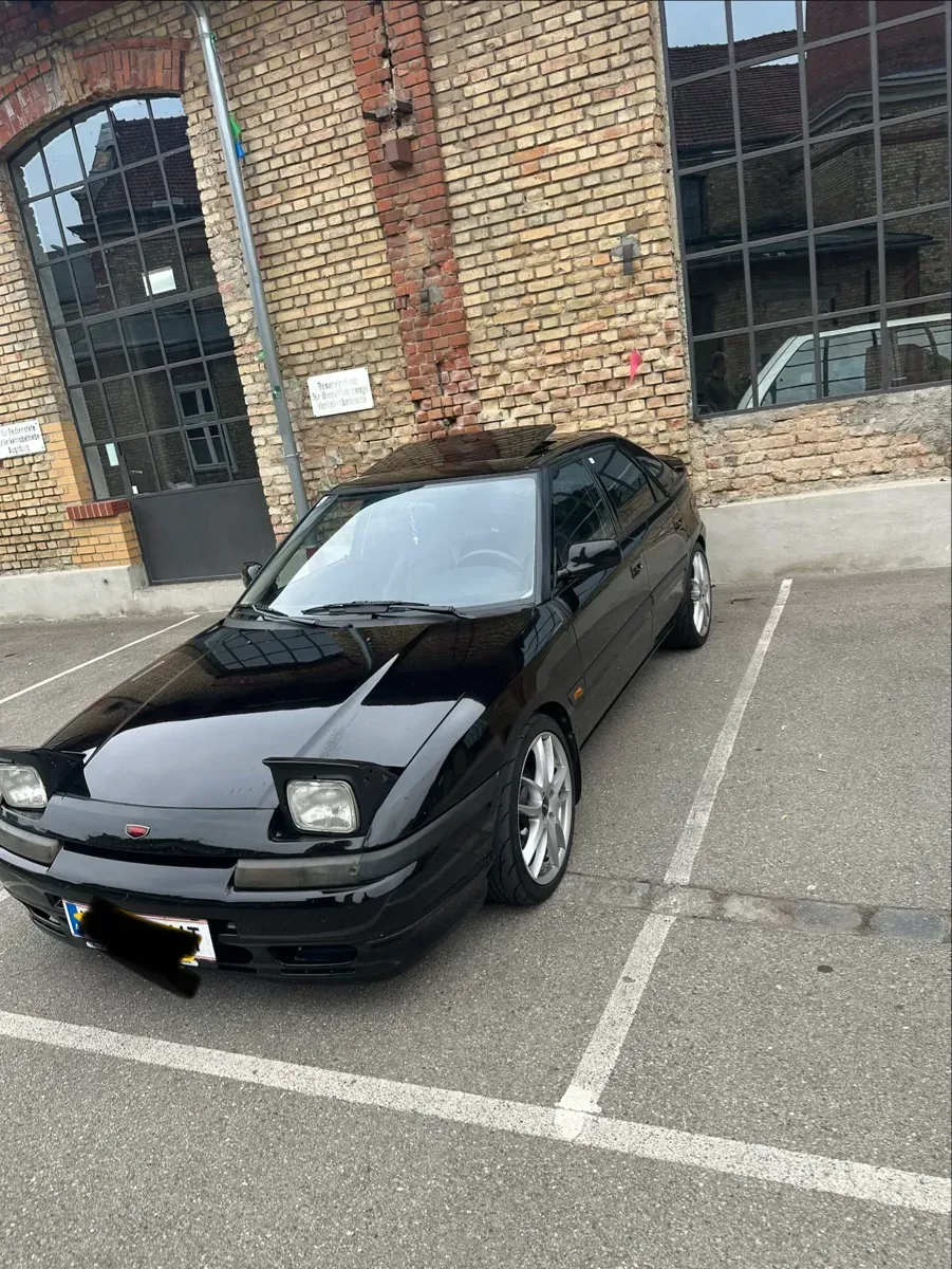 Mazda 323 1993 photo 2