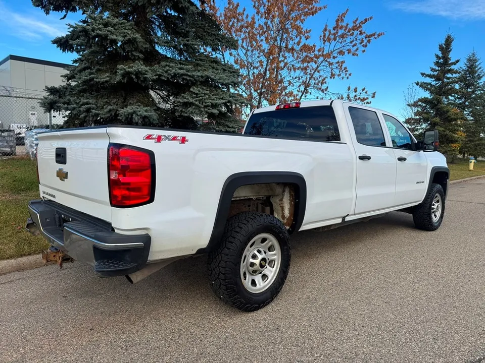 Chevrolet Silverado 3500Hd 2016 photo 4