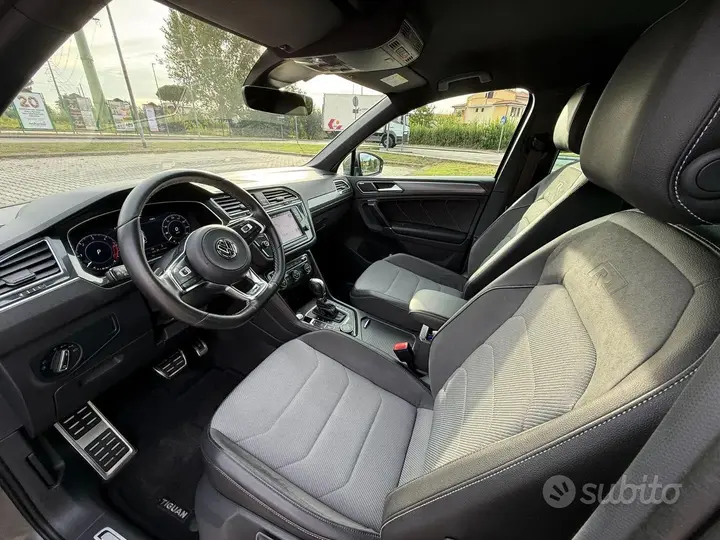 Volkswagen Tiguan 2017 photo 2