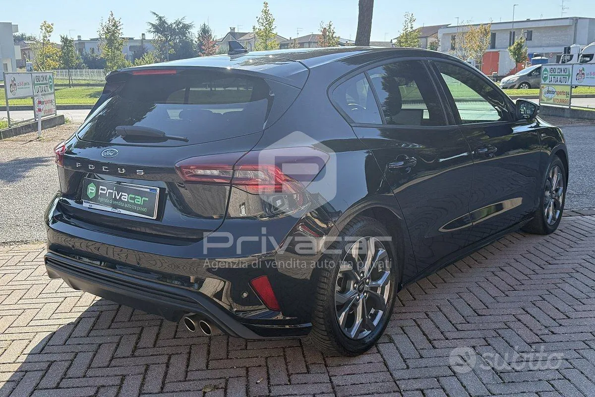 Ford Focus 2024 photo 5