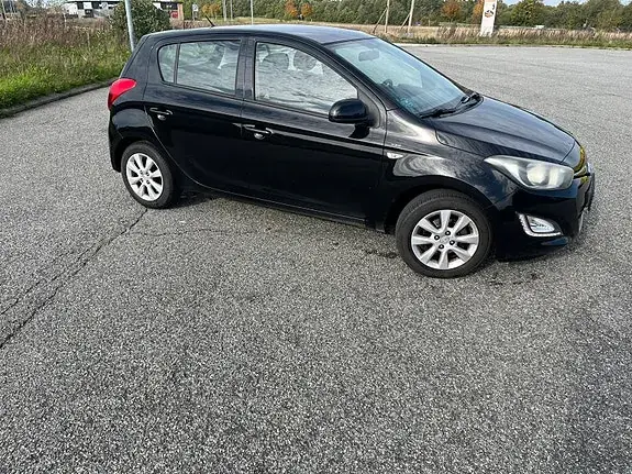 Hyundai I20