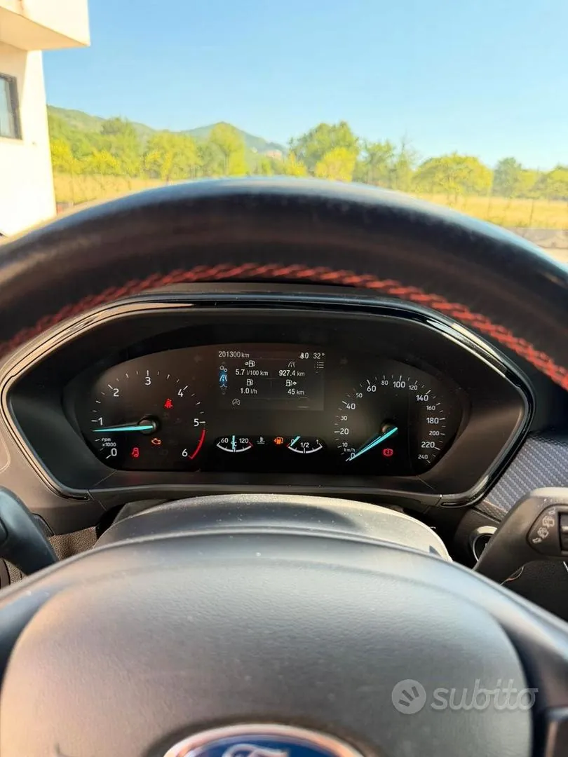 Ford Focus 2020 photo 5