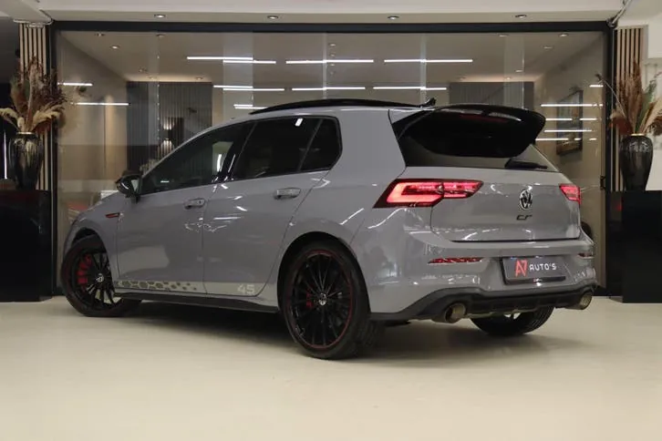 Volkswagen Golf 2021 photo 2