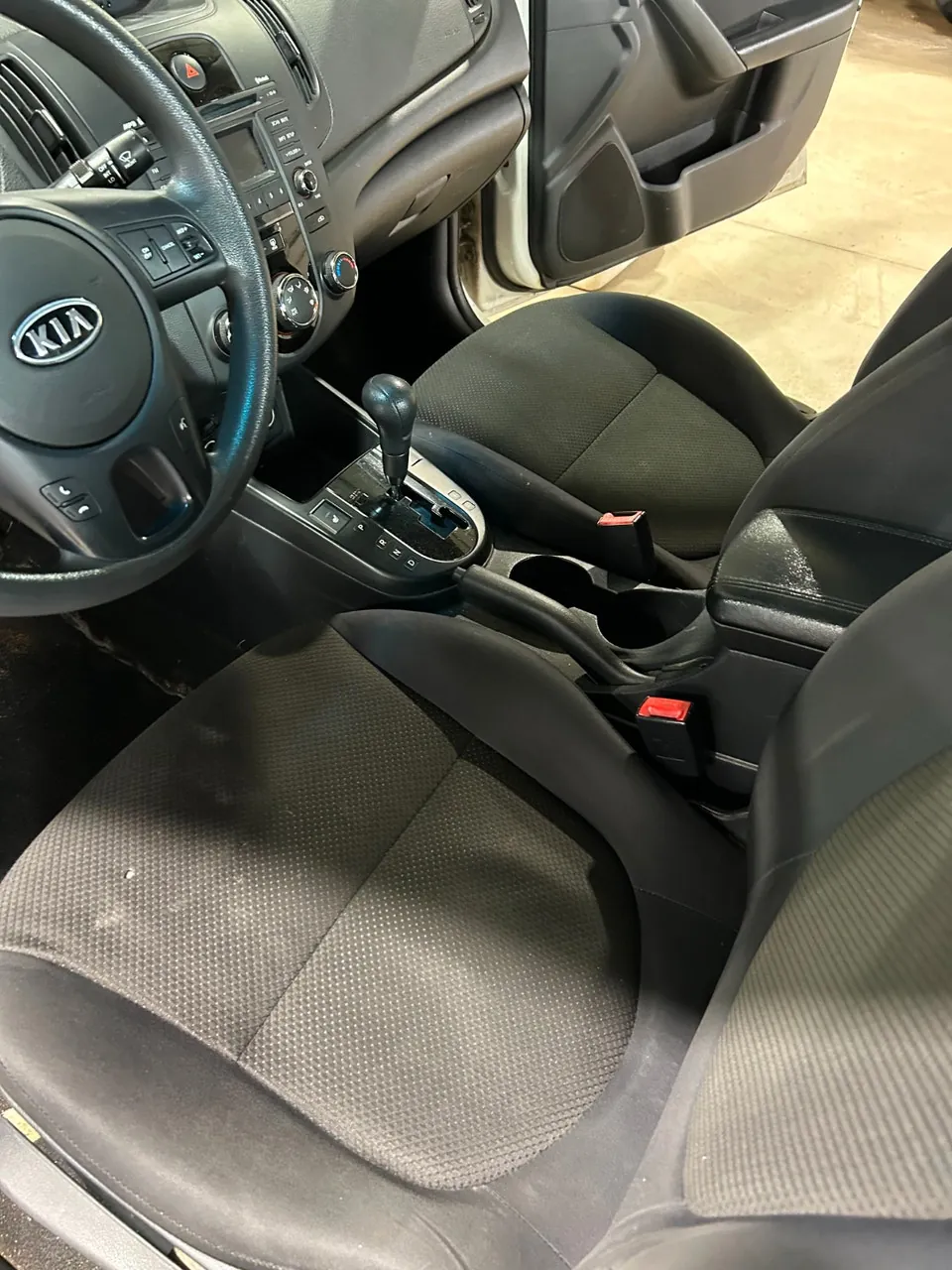 Kia Forte 2010 photo 5