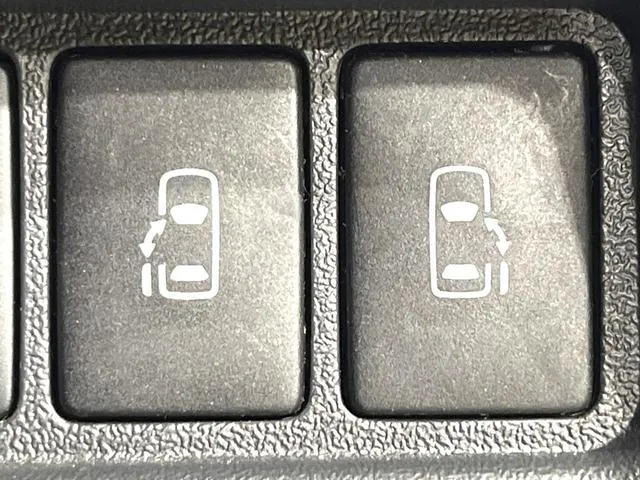 Toyota Hiace Van 2024 photo 5