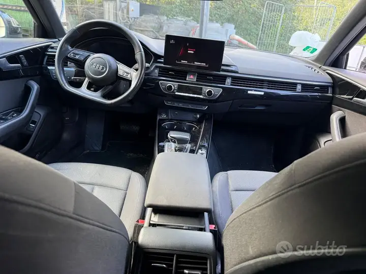 Audi A4 2020 photo 4