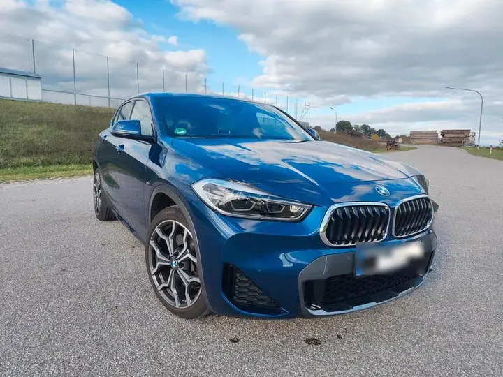 BMW X2