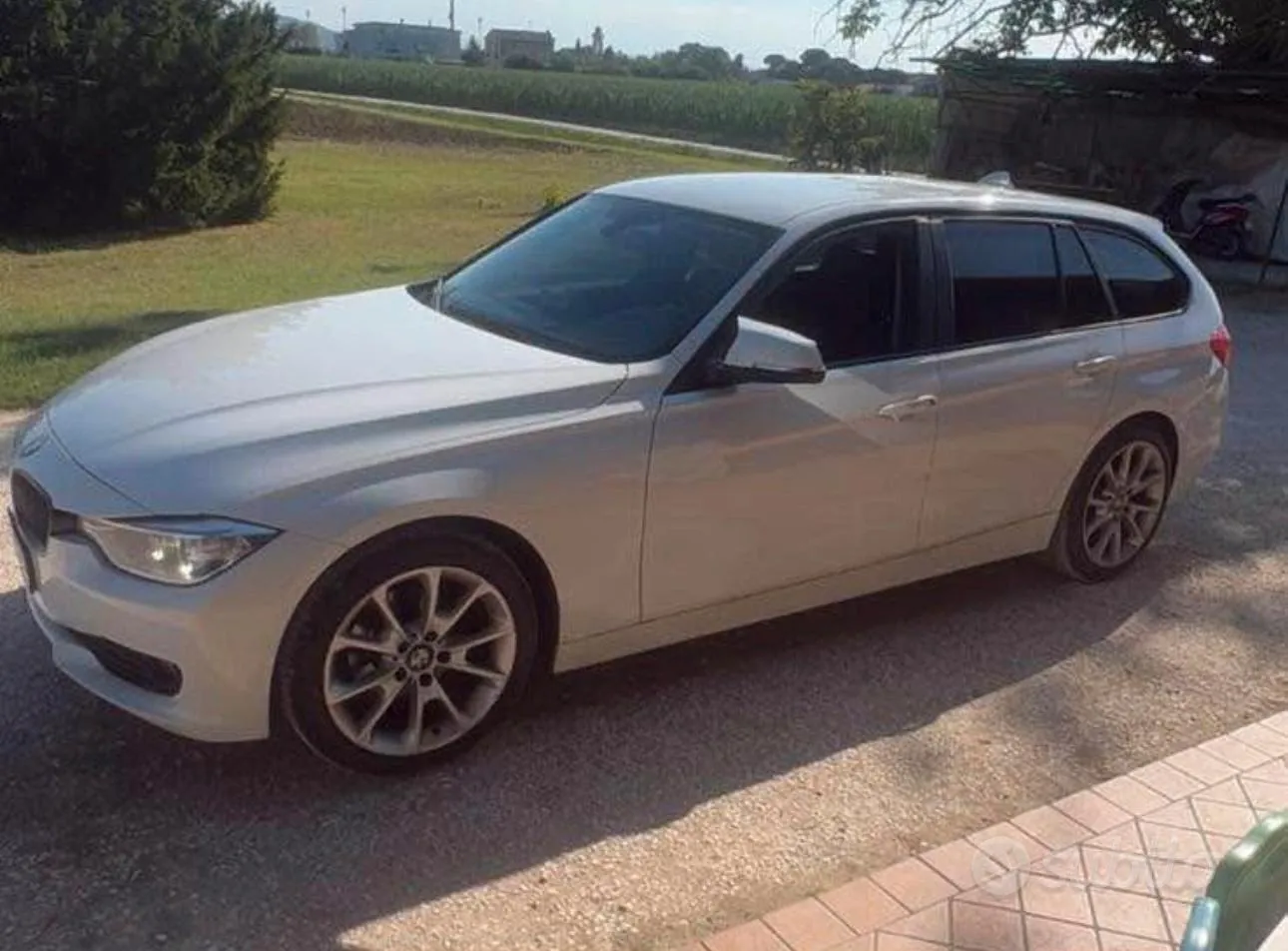 BMW 316D 2013 photo 2