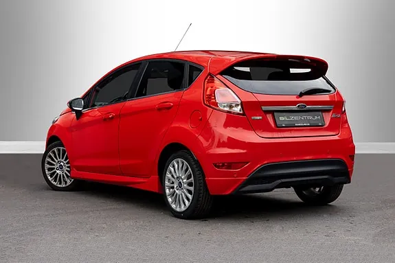 Ford Fiesta 2014 photo 2