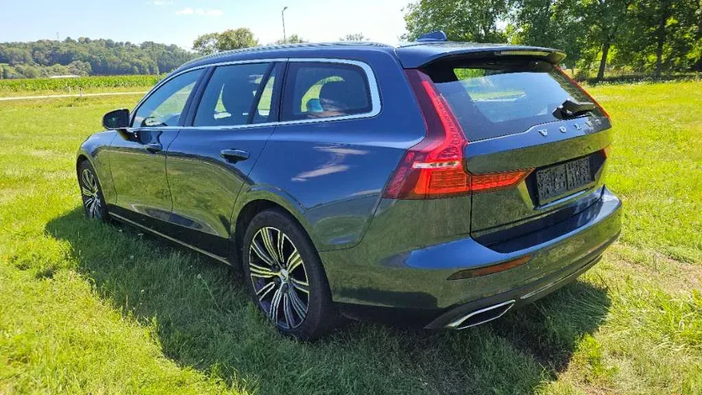 Volvo V60 2019 photo 3