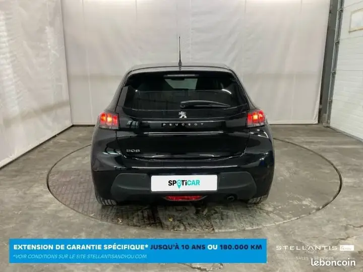 Peugeot 208 2022 photo 4