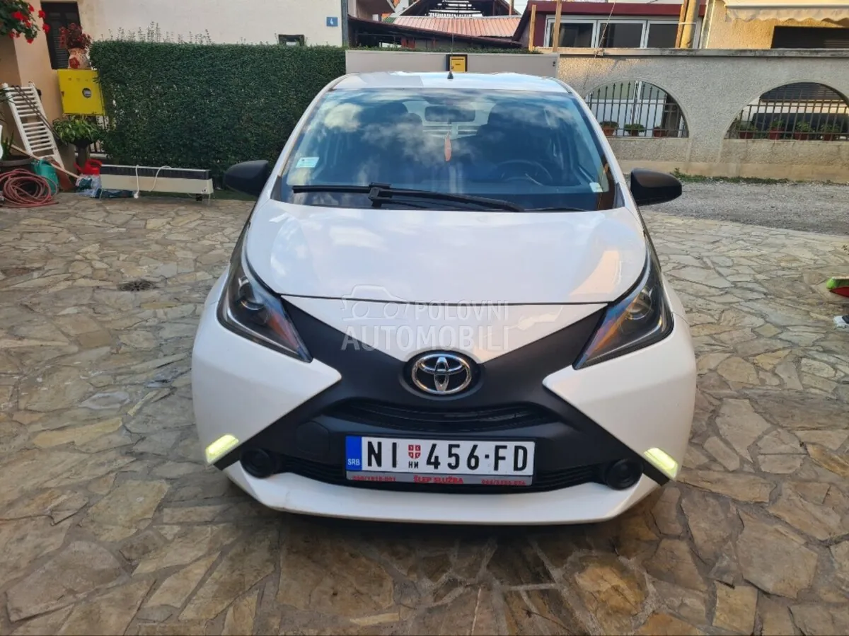 Toyota Aygo 2015 photo 3