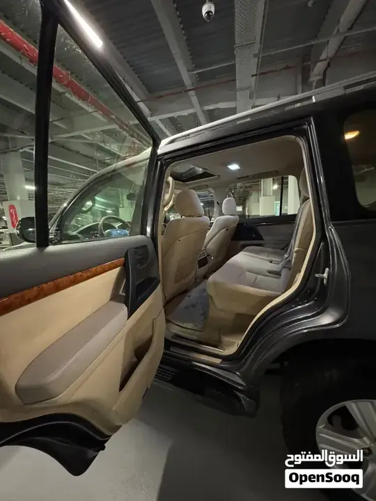 Toyota Land Cruiser 2012 photo 3