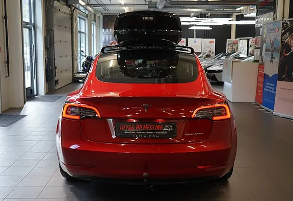 Tesla Model 3 2020 photo 5
