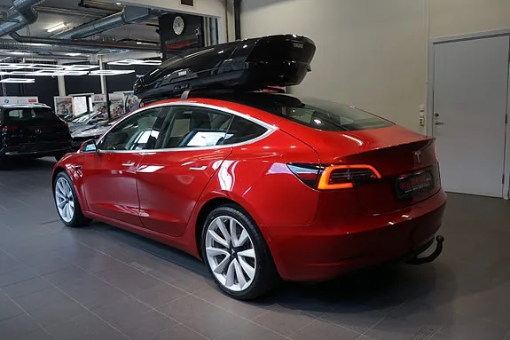 Tesla Model 3 2020 photo 4