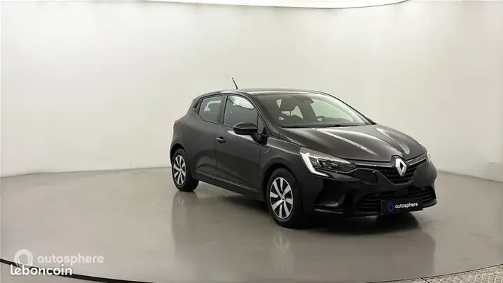 Renault Clio 2023 photo 3