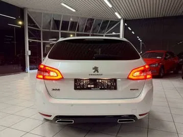 Peugeot 308 2018 photo 2