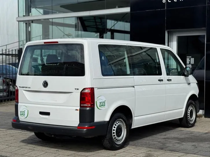 Volkswagen Transporter 2017 photo 3