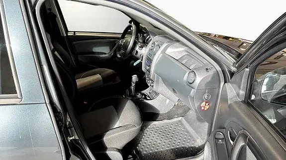 Dacia Duster 2017 photo 3