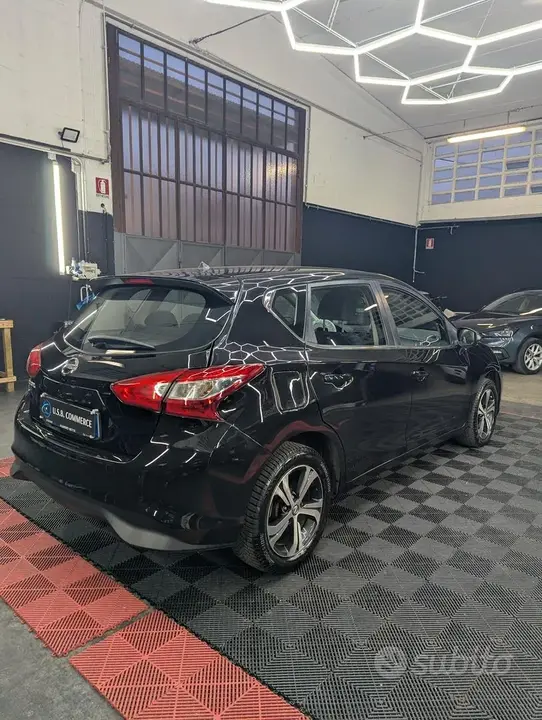 Nissan Pulsar 2017 photo 4